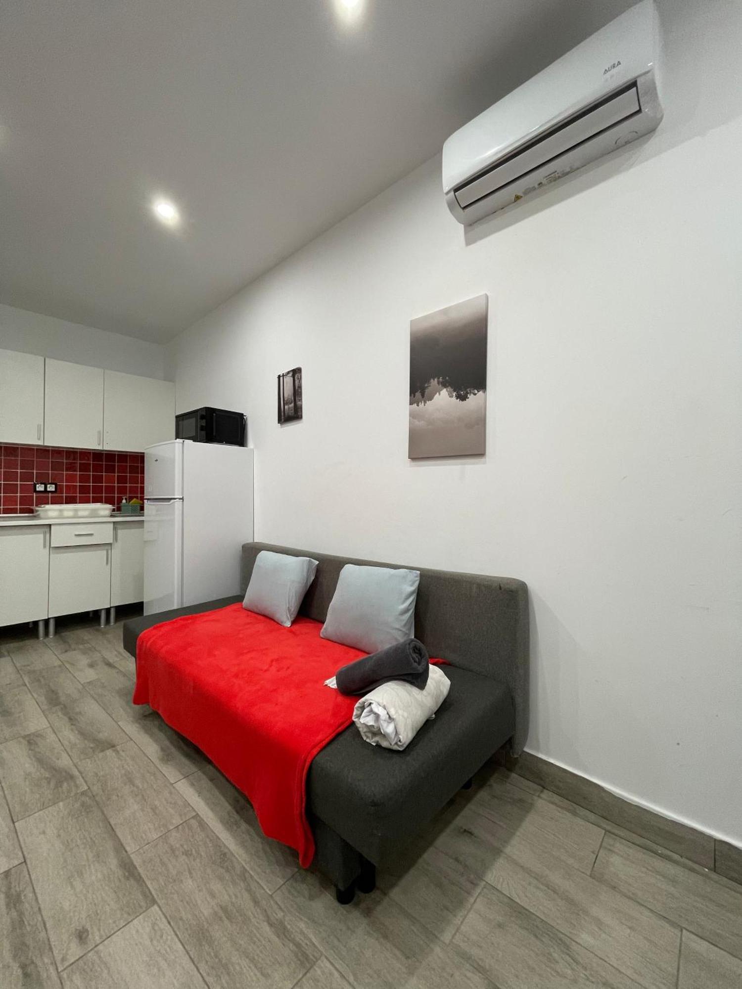 Relax Apartaments 1Min Metro Madryt Zewnętrze zdjęcie
